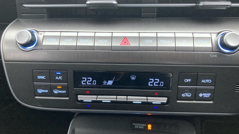 Hyundai KONA 115kW Advance 48kWh 5dr Auto Electric Hatchback